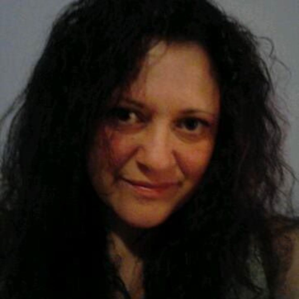 Meet your Posher, Lorla